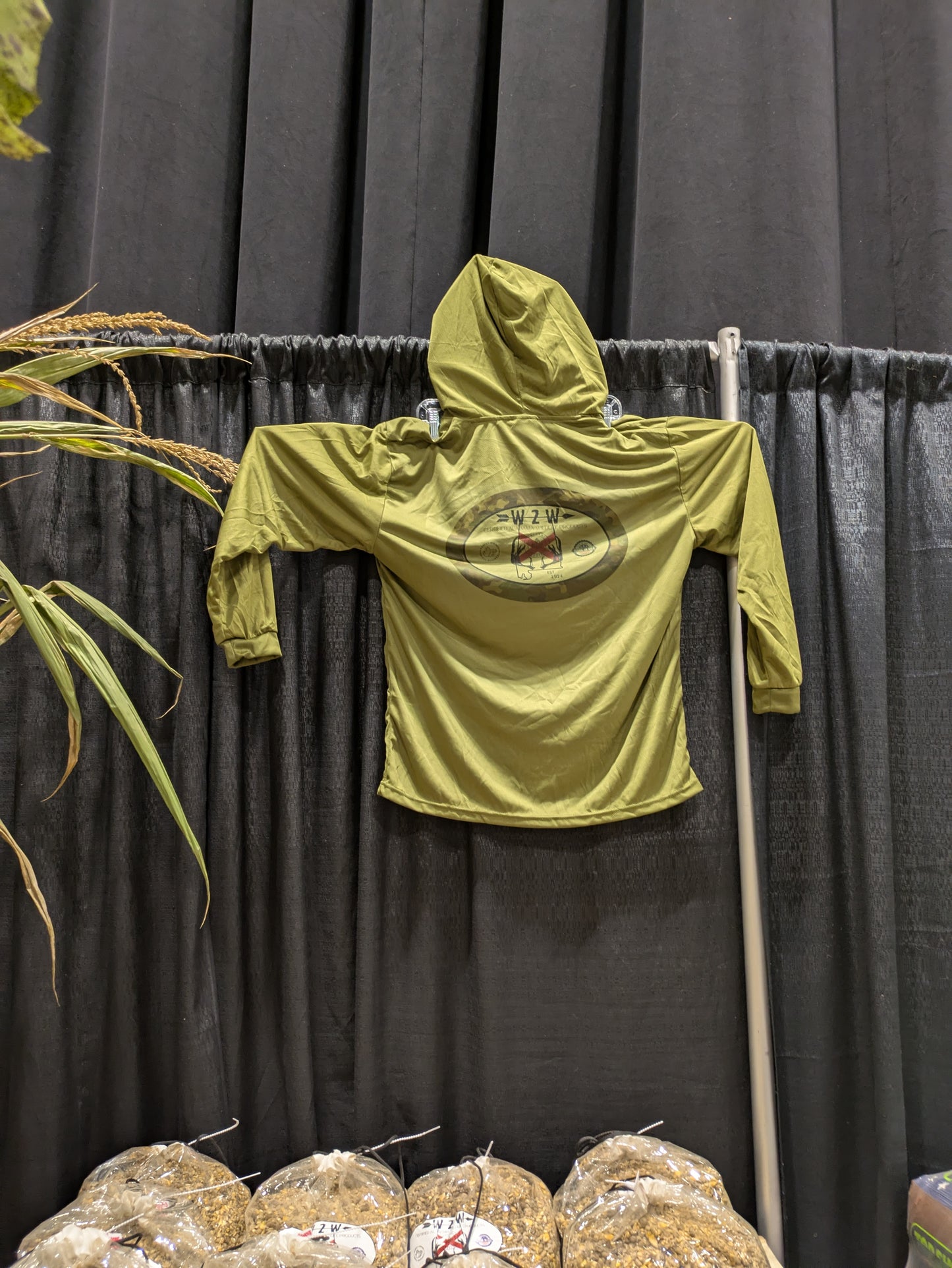 Base Layer LS Hooded W-2-W Shirt